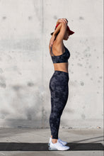 Load image into Gallery viewer, SLICK Tie Dye Black