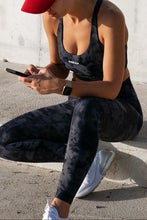 Load image into Gallery viewer, SLICK Tie Dye Black