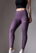 Load image into Gallery viewer, SLICK Leggings Purple